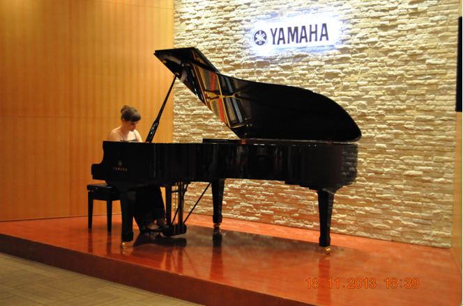 雅馬哈藝術(shù)家Amy E. Gustafson獨(dú)奏音樂會 
