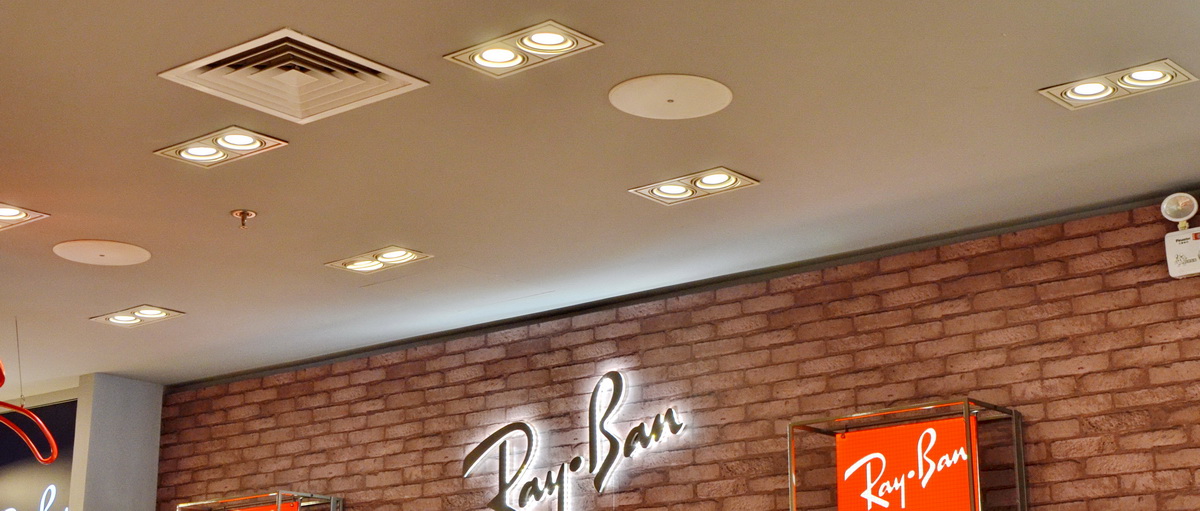 Ray?Ban 宏伊國際廣場店——雅馬哈 CIS 商用安裝系統(tǒng)的經(jīng)典應(yīng)用