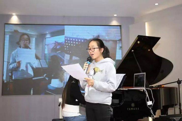 學(xué)生演唱