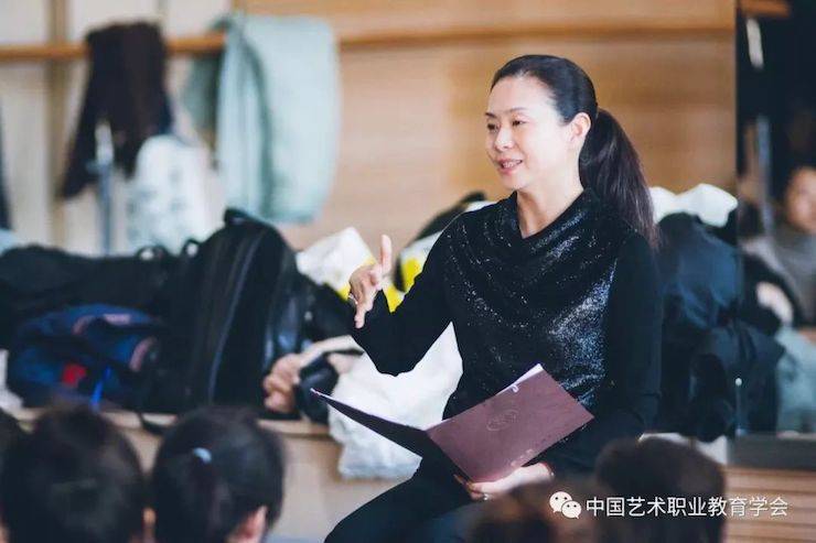 雅馬哈跨界鋼琴及雅馬哈舞蹈教育課件助力“CEFA藝術(shù)教育高級人才研修班——中國古典舞身韻課”