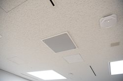 案例｜與面對(duì)面會(huì)議無(wú)異的真實(shí)存在感 ——NTT DoCoMo Tohoku Inc.公司采用ADEICA遠(yuǎn)程會(huì)議系統(tǒng)